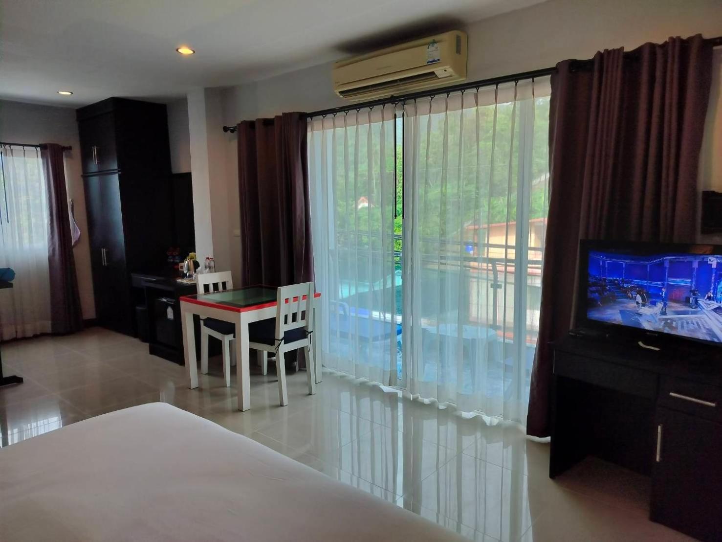 May House Karon Beach Ban Karon Buitenkant foto